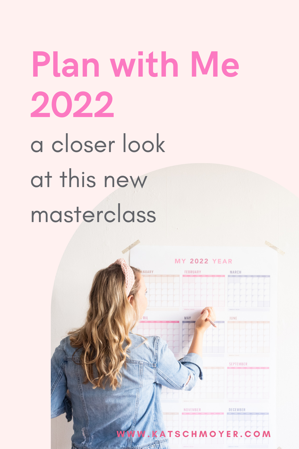Plan 2022 With Me: New in the Kat Schmoyer Shop, an exclusive masterclass to help you strategically plan 2022 with confidence for your business