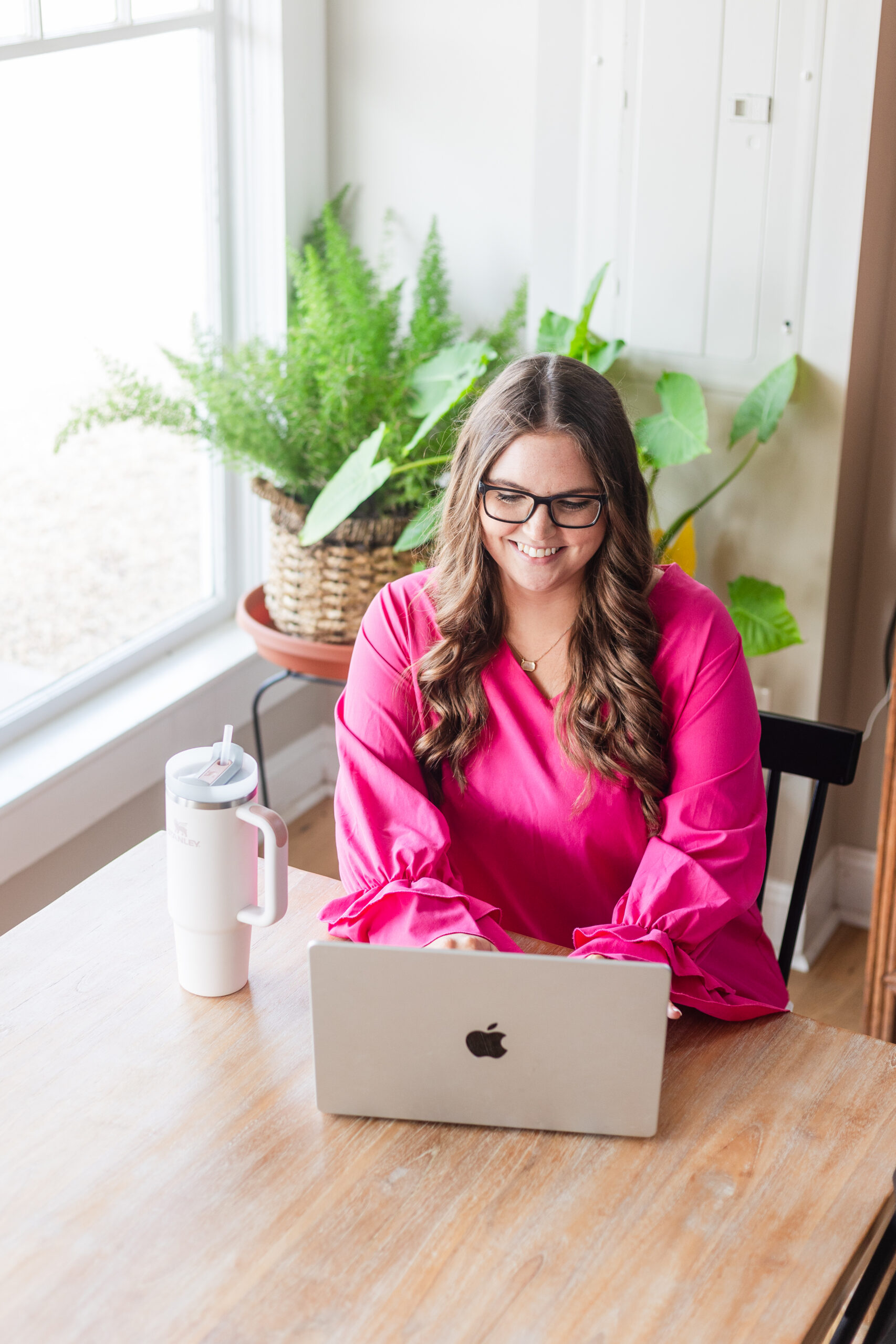 OBM integrator woman working at computer